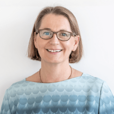 Dr Ilona Anderson
